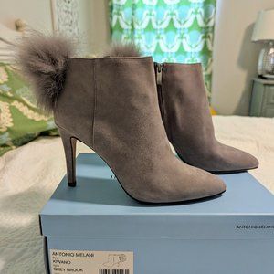 Antonio Melani Women's Gray Suede Heeled Booties size 7.5